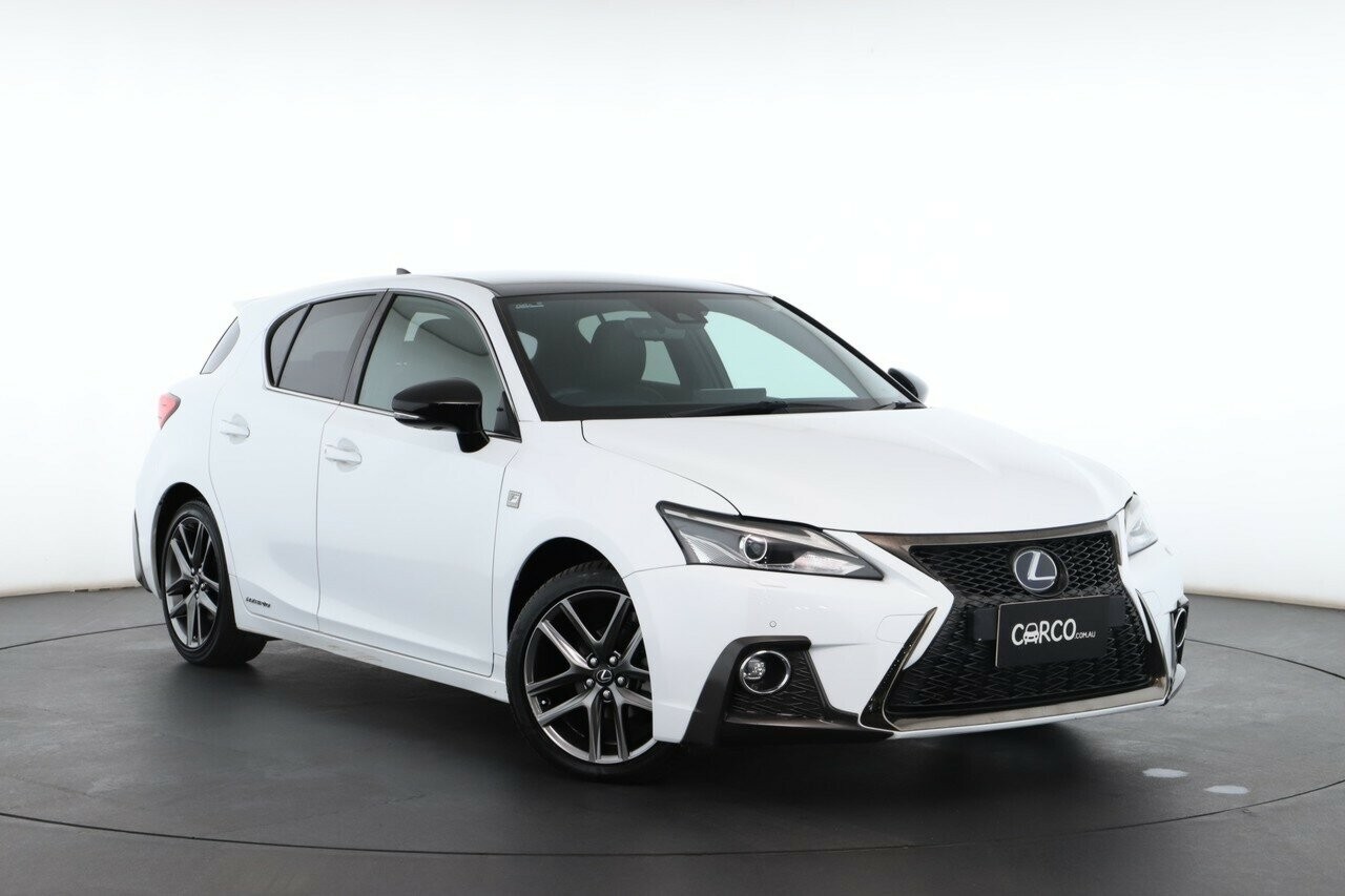 Lexus Ct image 1