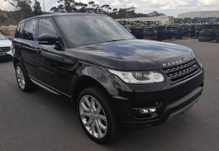 Land Rover Range Rover Sport image 2