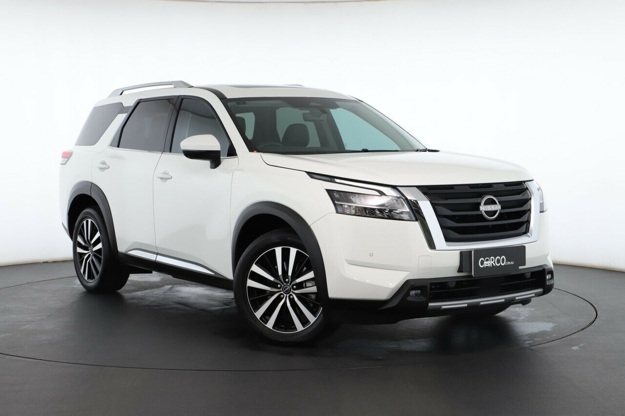 Nissan Pathfinder image 1