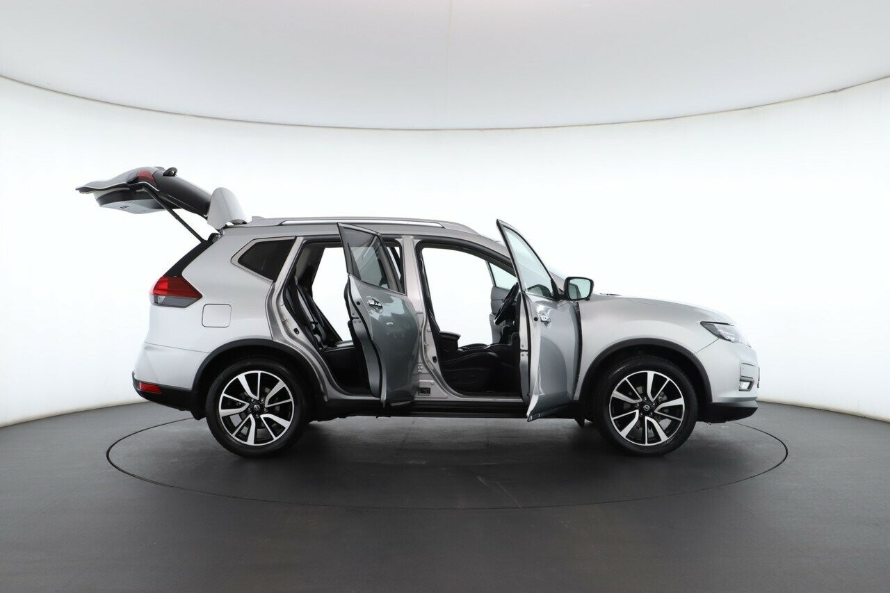 Nissan X-trail image 3