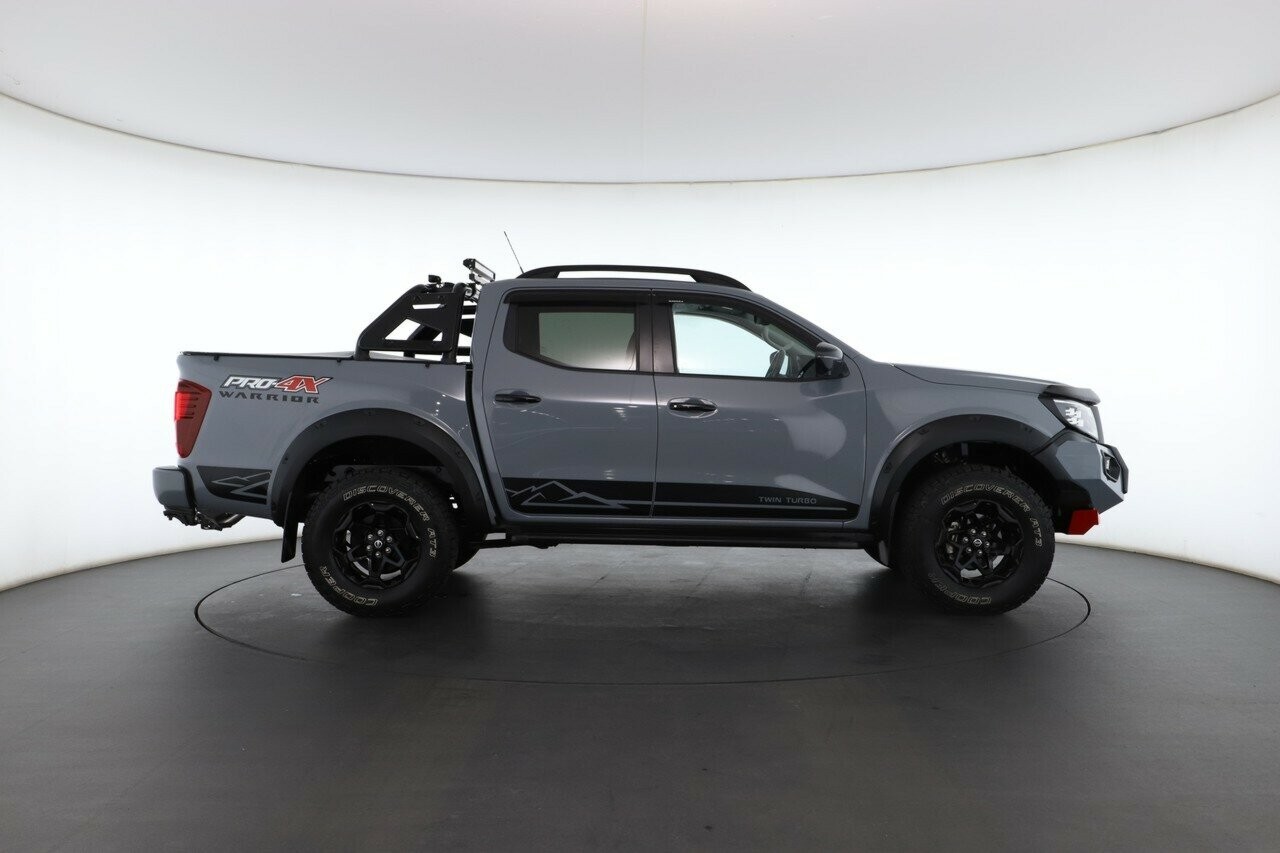 Nissan Navara image 2