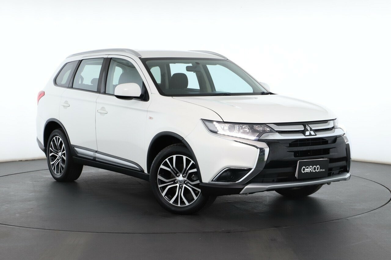 Mitsubishi Outlander image 1