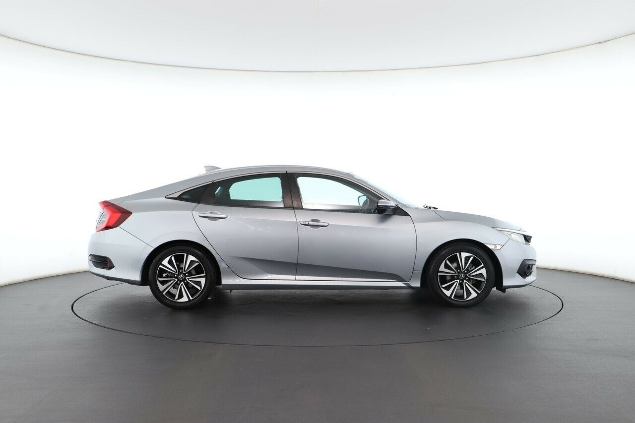 Honda Civic image 2