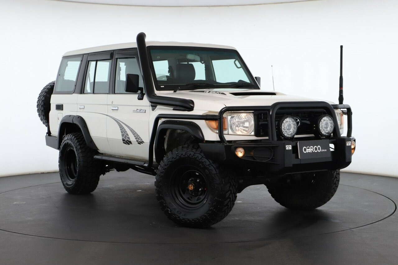 Toyota Landcruiser image 1