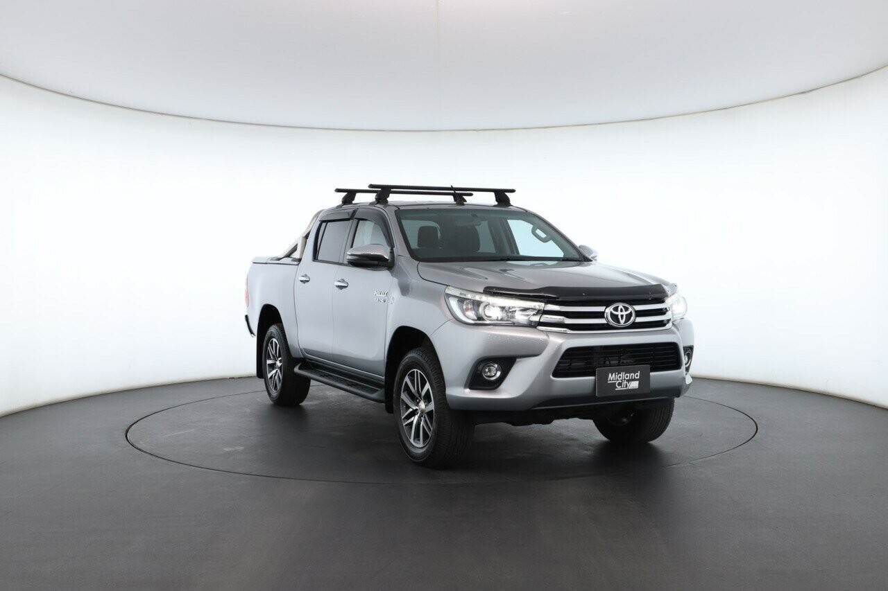 Toyota Hilux image 4