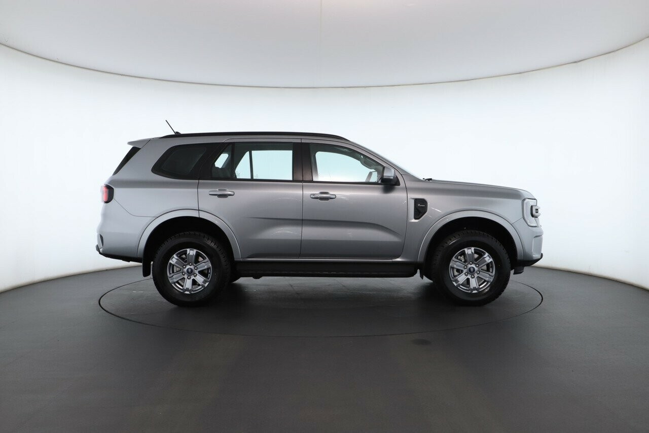 Ford Everest image 3