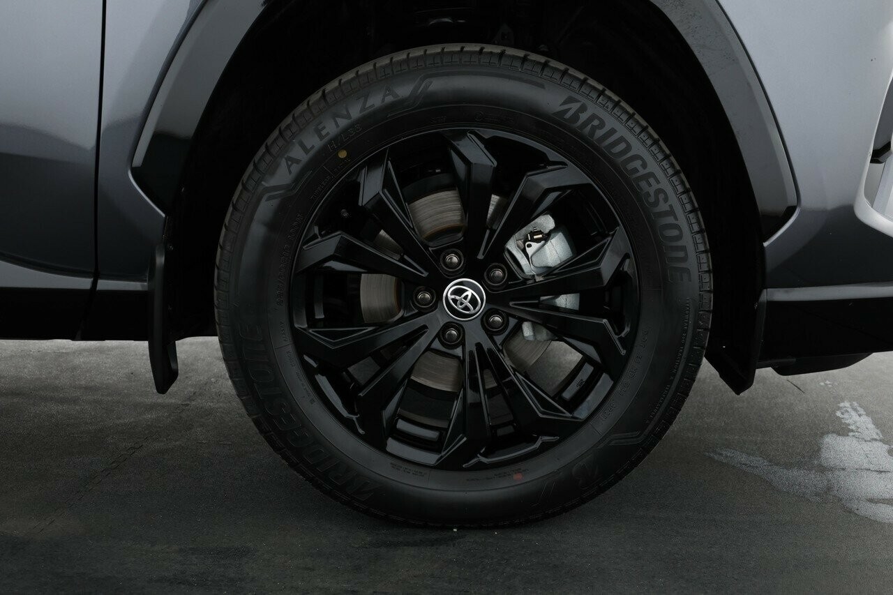 Toyota Rav4 image 4