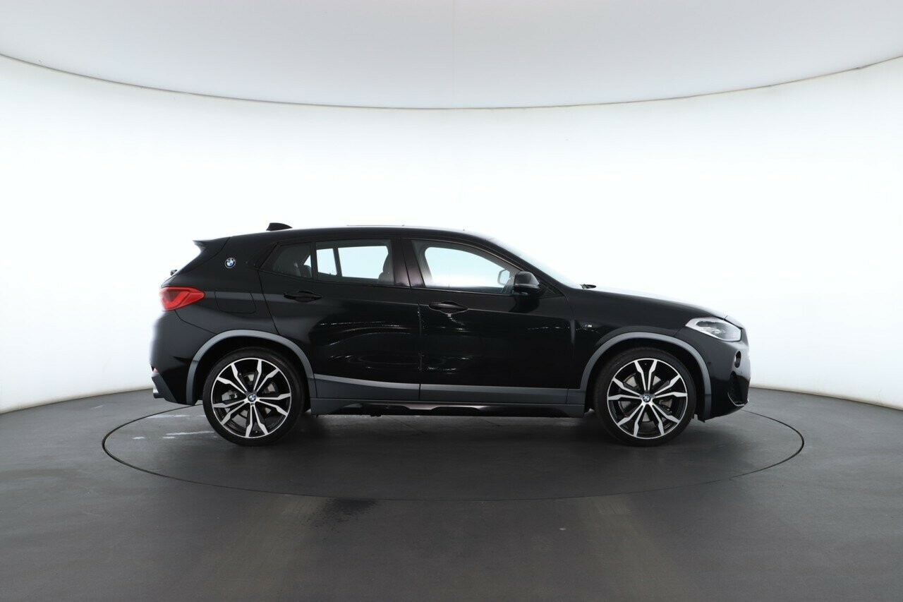BMW X2 image 3