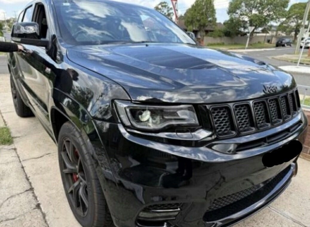 Jeep Grand Cherokee image 1
