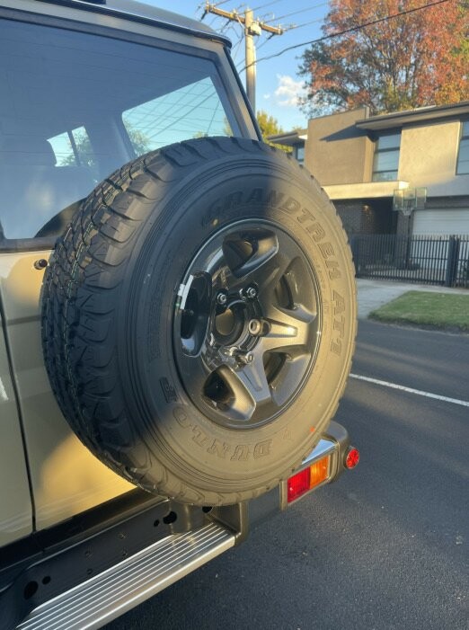 Toyota Landcruiser image 3