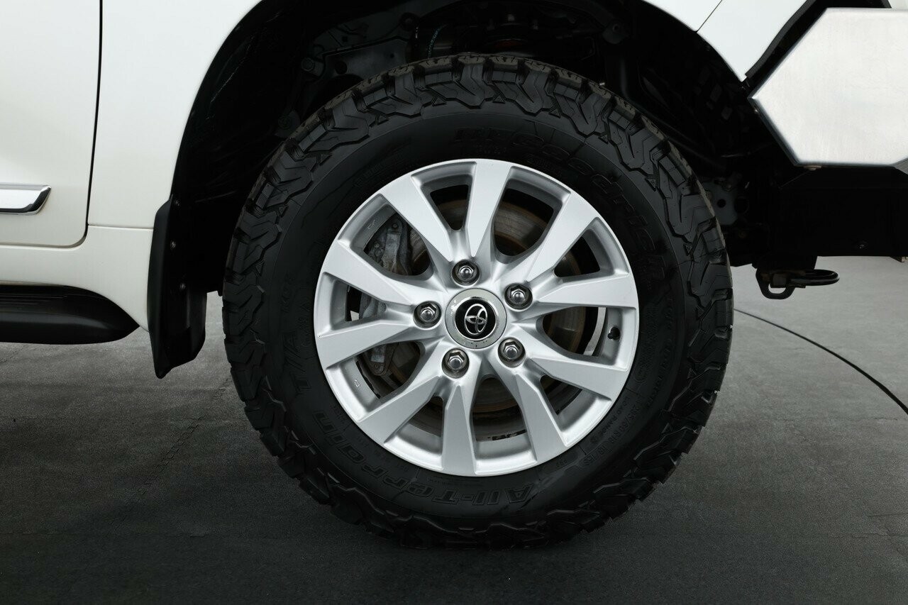 Toyota Landcruiser image 4