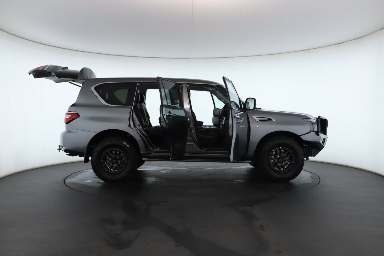 Nissan Patrol image 2