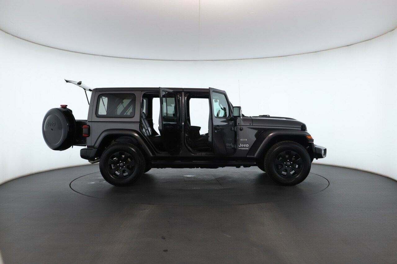 Jeep Wrangler image 3