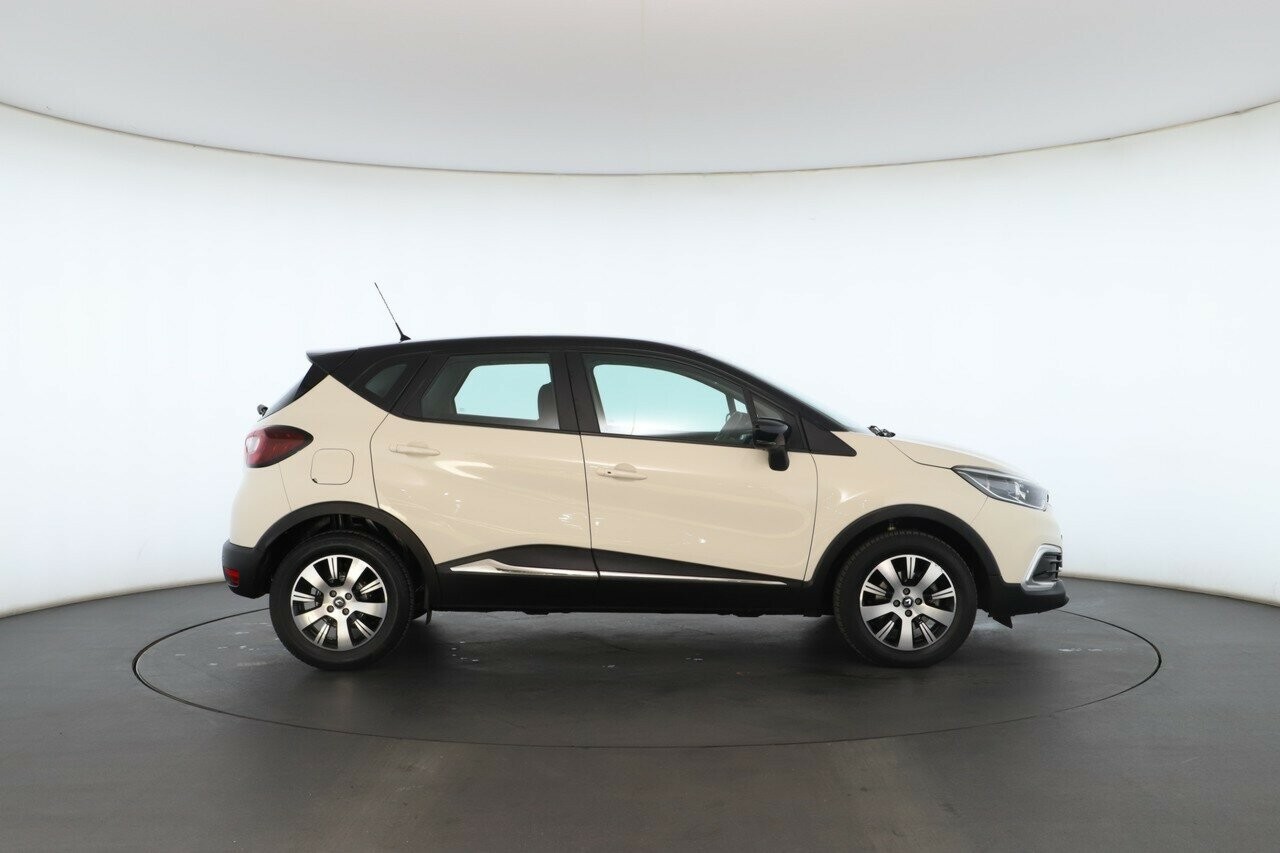 Renault Captur image 3