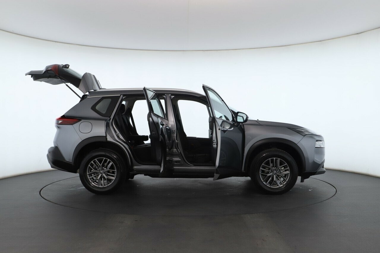 Nissan X-trail image 3