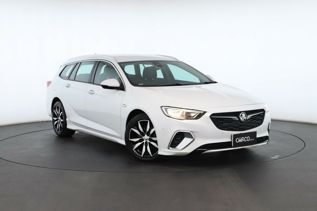 Holden Commodore image 1