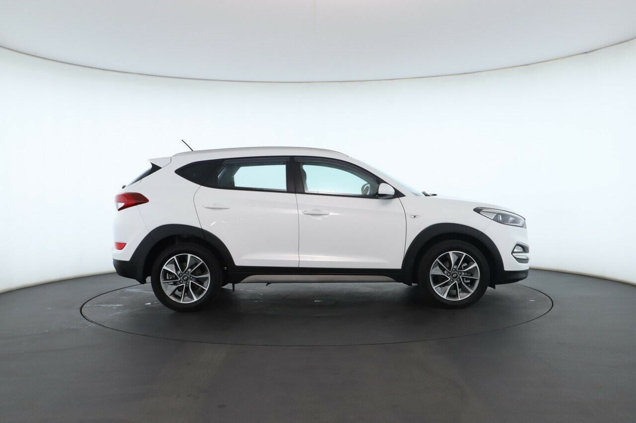 Hyundai Tucson image 2