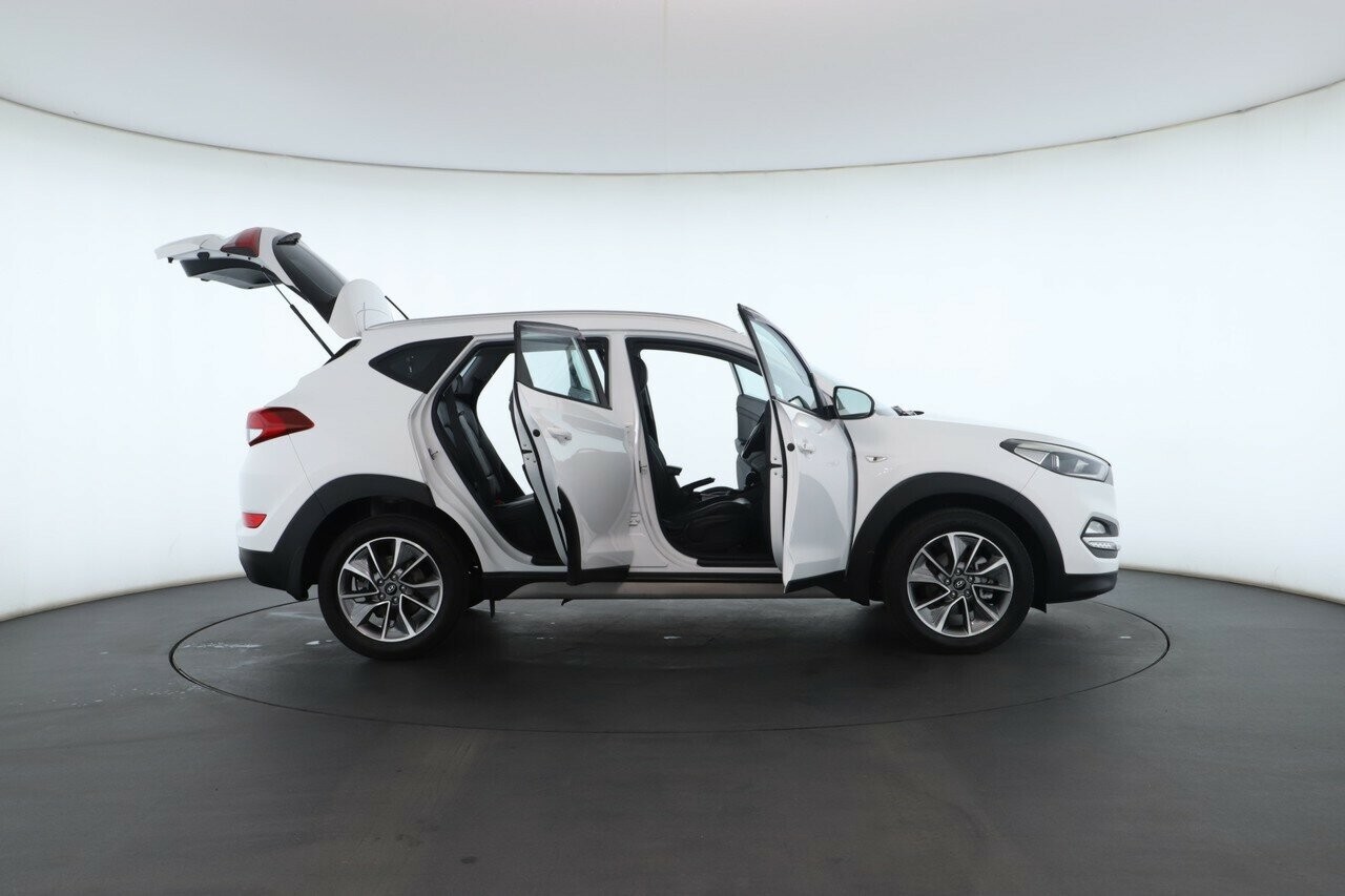 Hyundai Tucson image 3