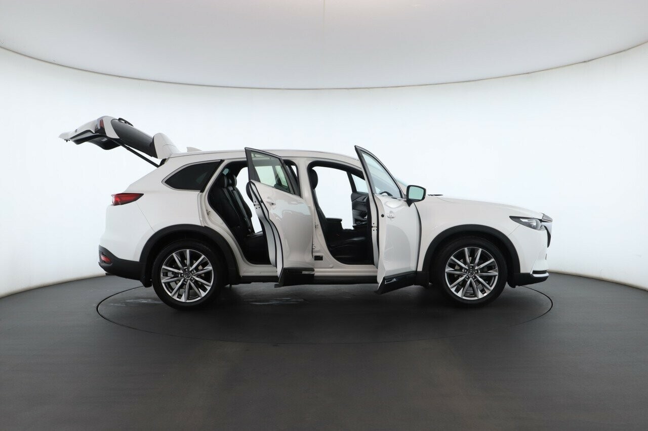 Mazda Cx-9 image 4