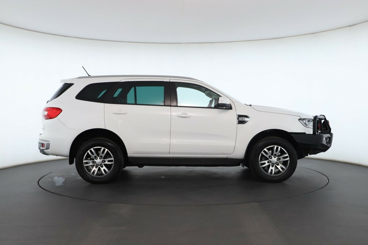 Ford Everest image 3