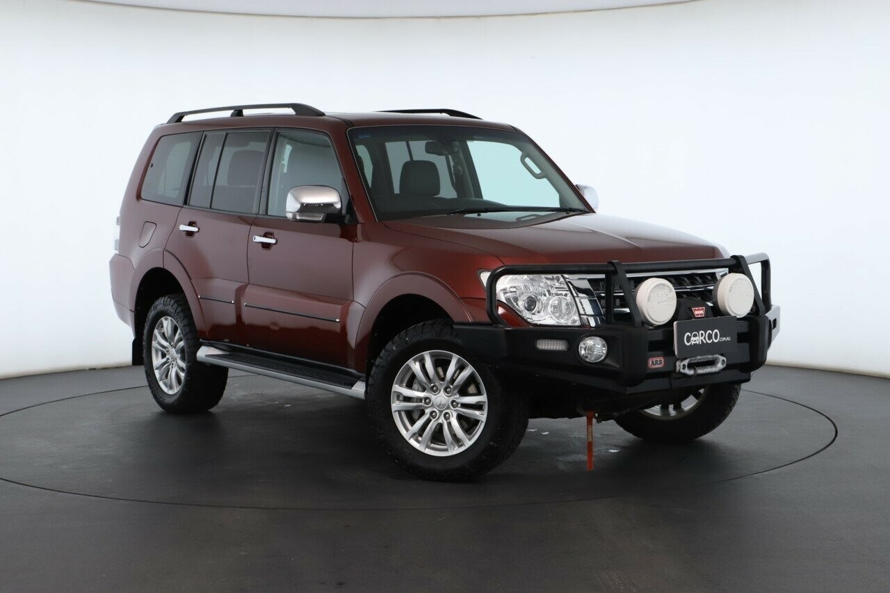 Mitsubishi Pajero image 1