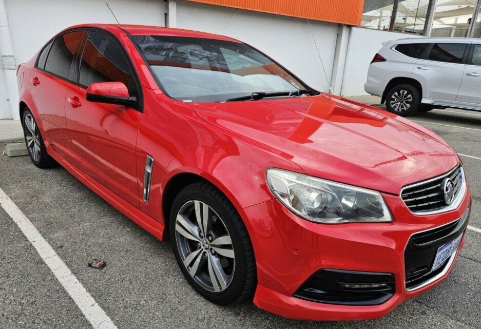 Holden Commodore image 1