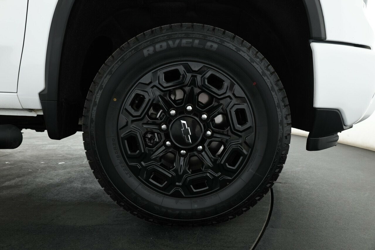 Chevrolet Silverado Hd image 4