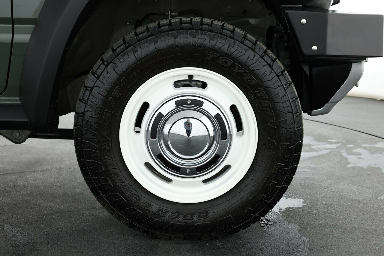 Suzuki Jimny image 4