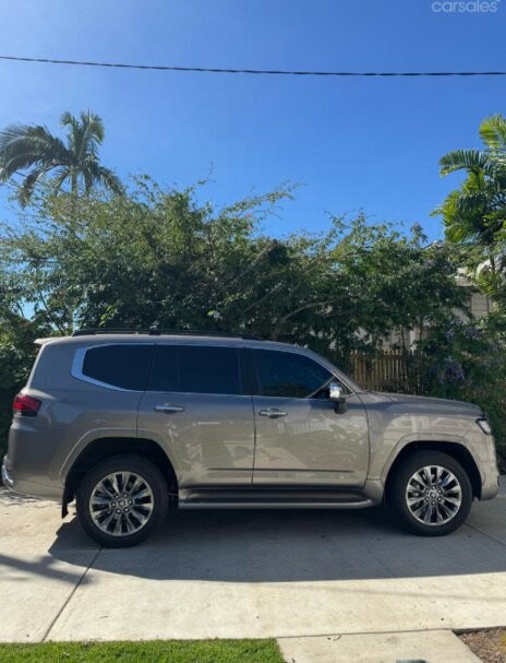 Toyota Landcruiser image 4