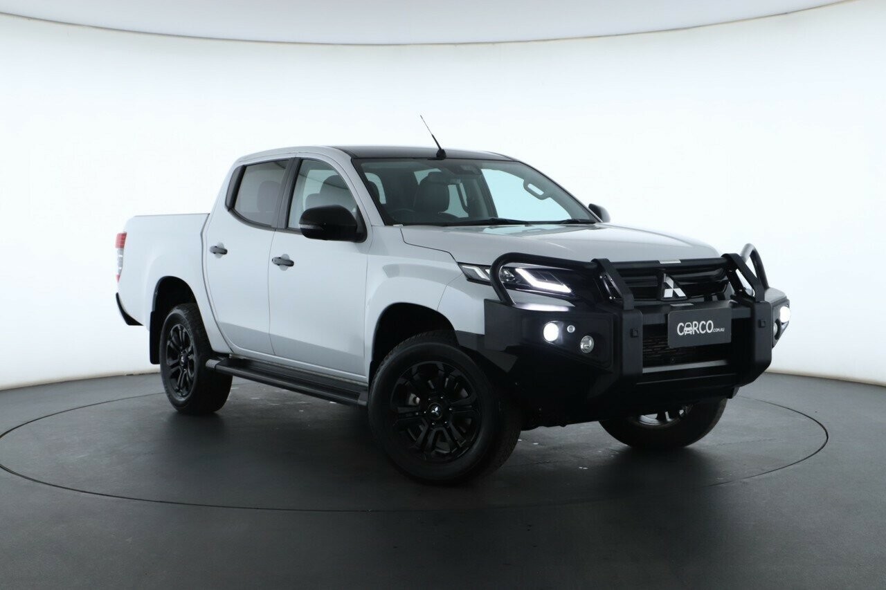 Mitsubishi Triton image 1