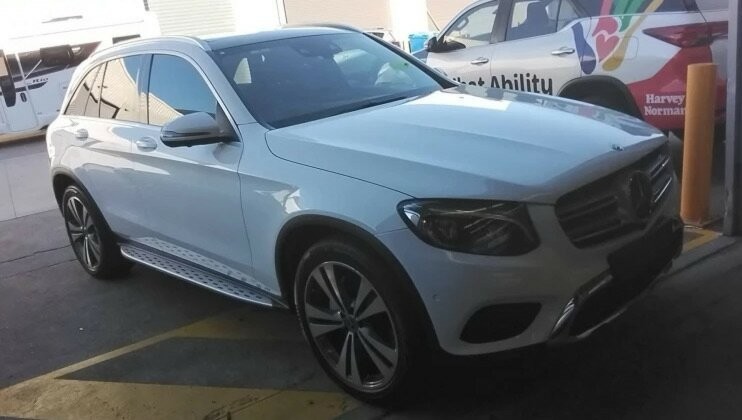 Mercedes Benz Glc-class image 2
