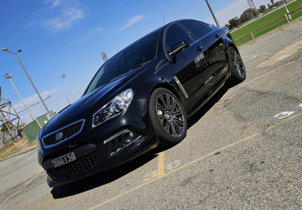 Holden Special Vehicles Senator image 1