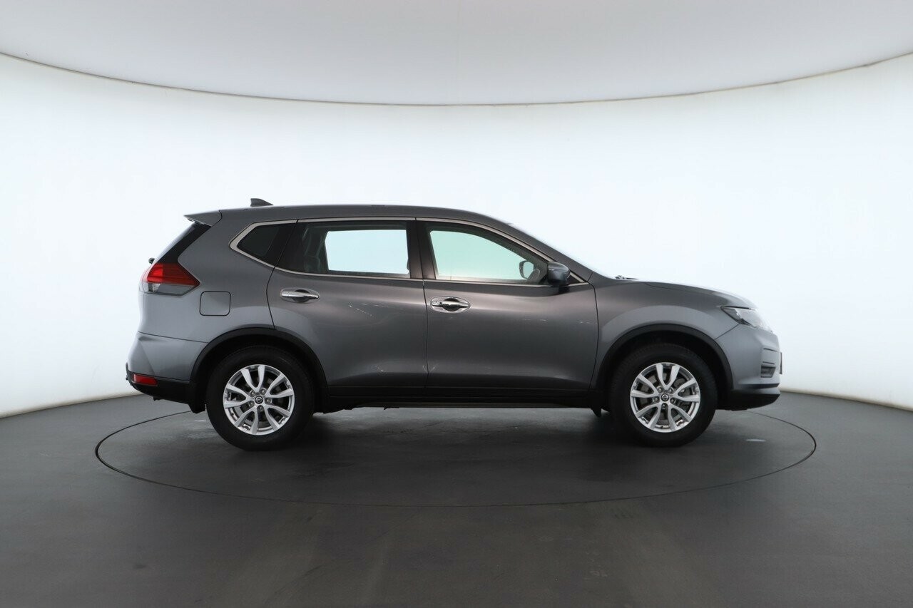 Nissan X-trail image 3