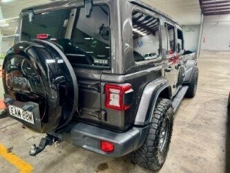Jeep Wrangler image 3
