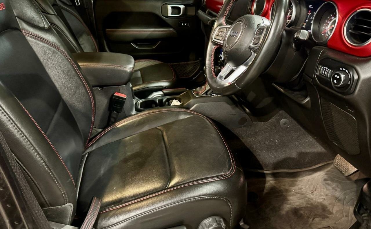 Jeep Gladiator image 2