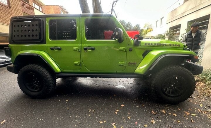 Jeep Wrangler image 3