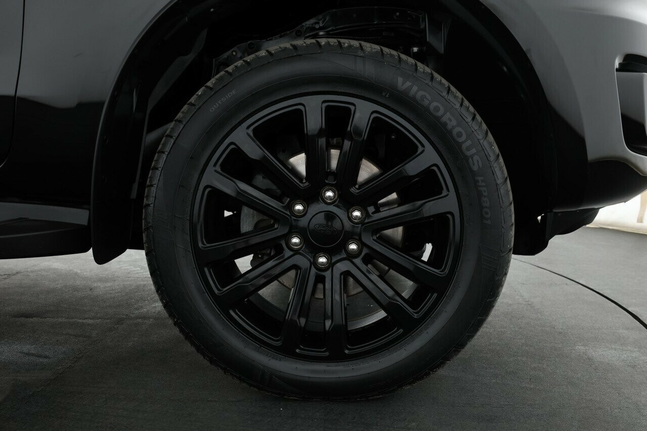 Ford Everest image 4