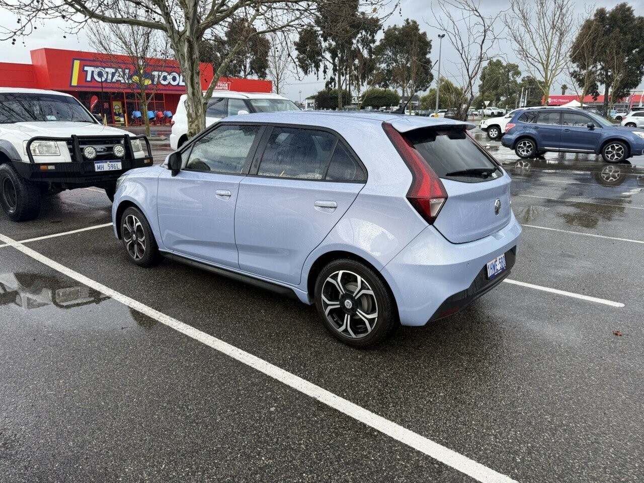 MG Mg3 image 1