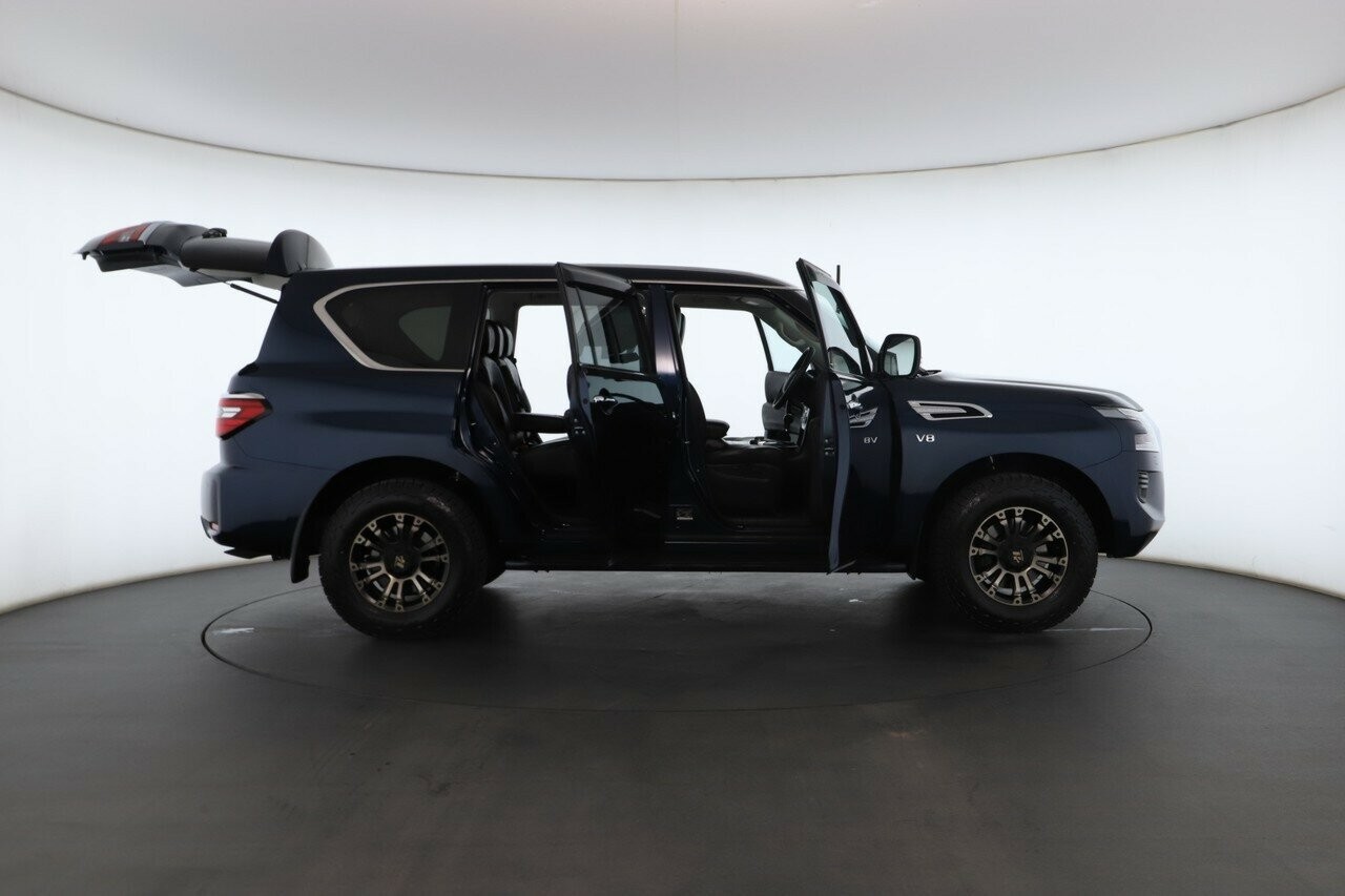 Nissan Patrol image 2