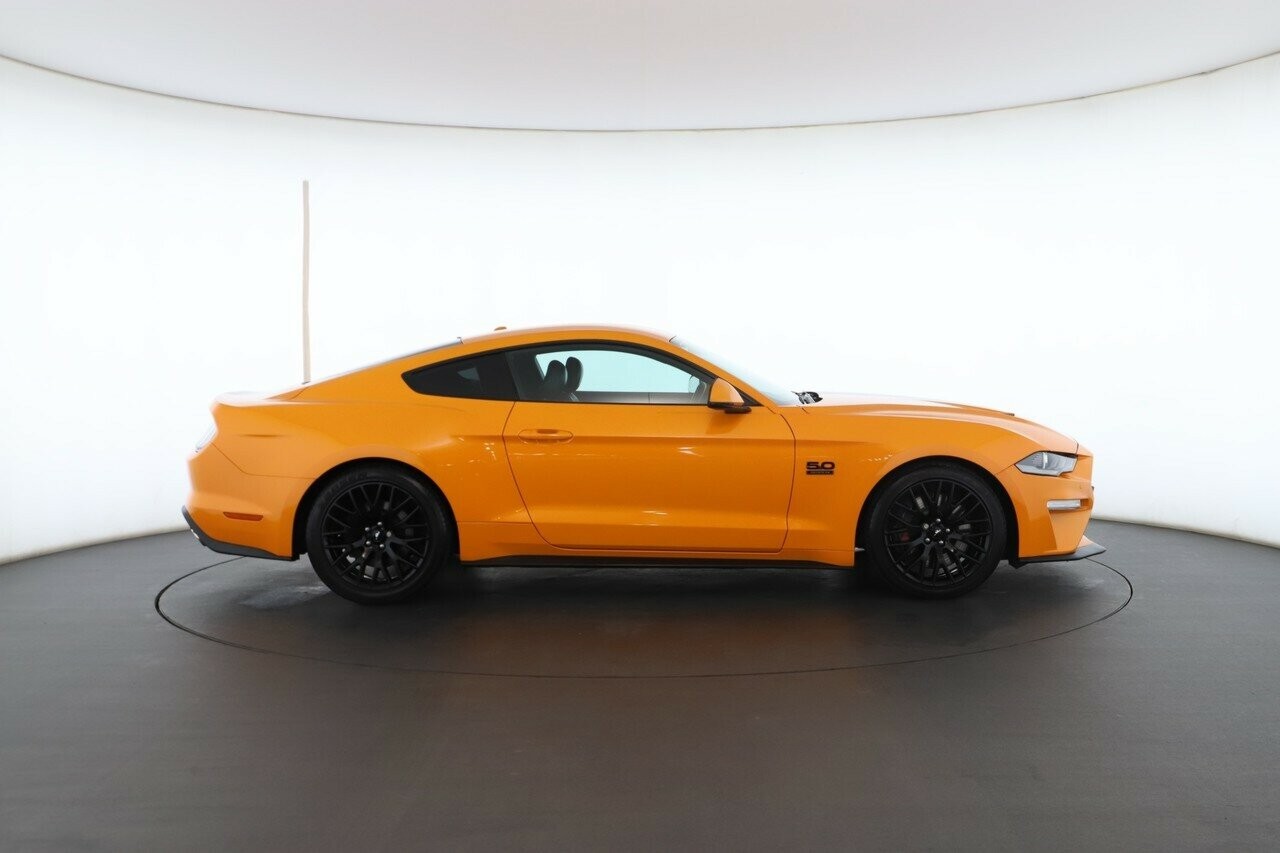 Ford Mustang image 3
