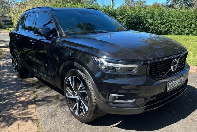 Volvo Xc40 image 2