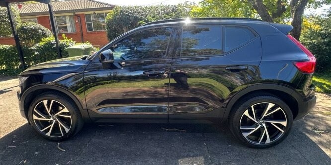 Volvo Xc40 image 4
