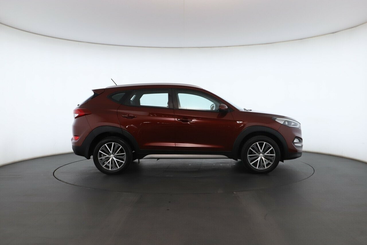 Hyundai Tucson image 3