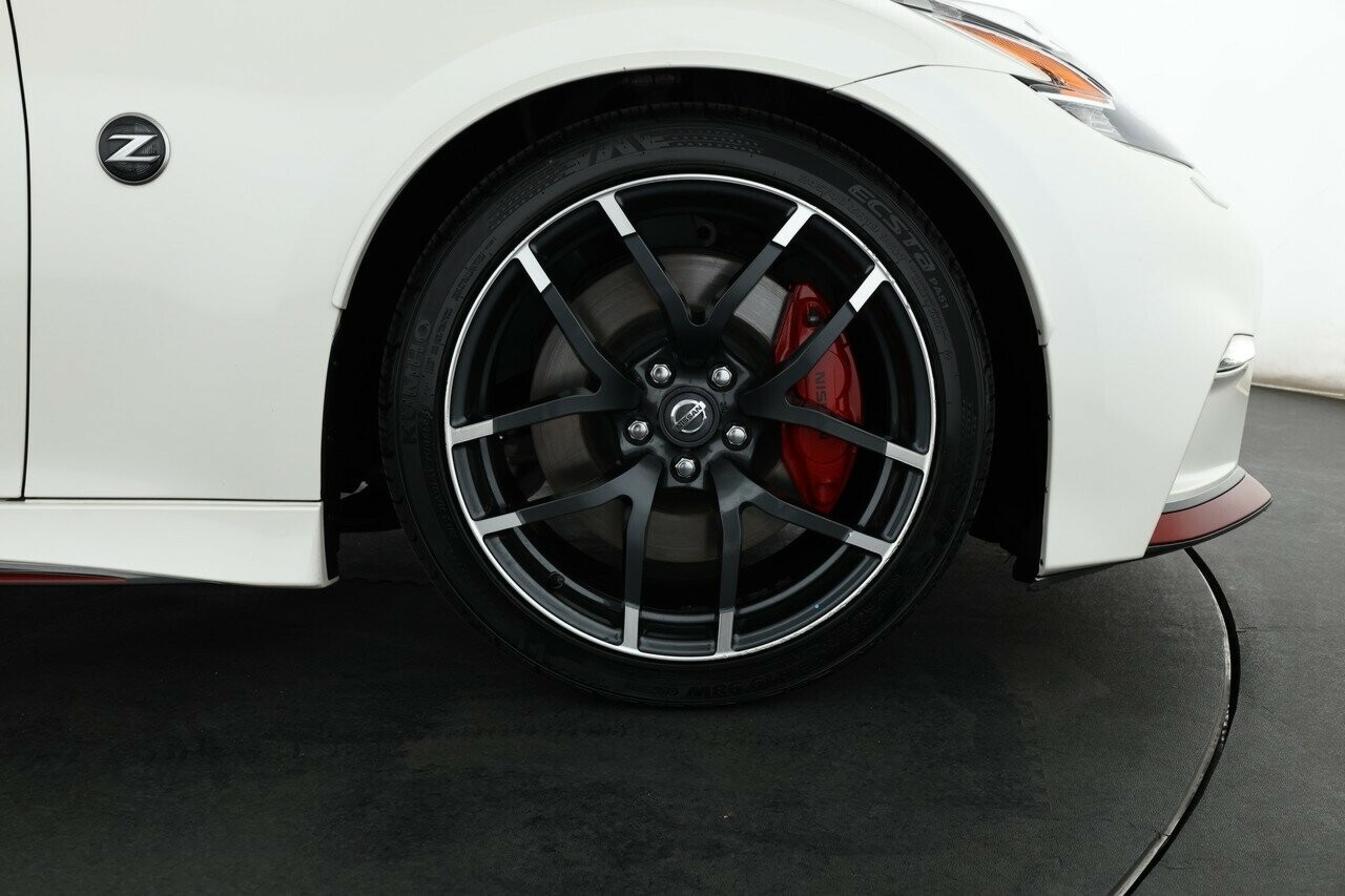 Nissan 370z image 4
