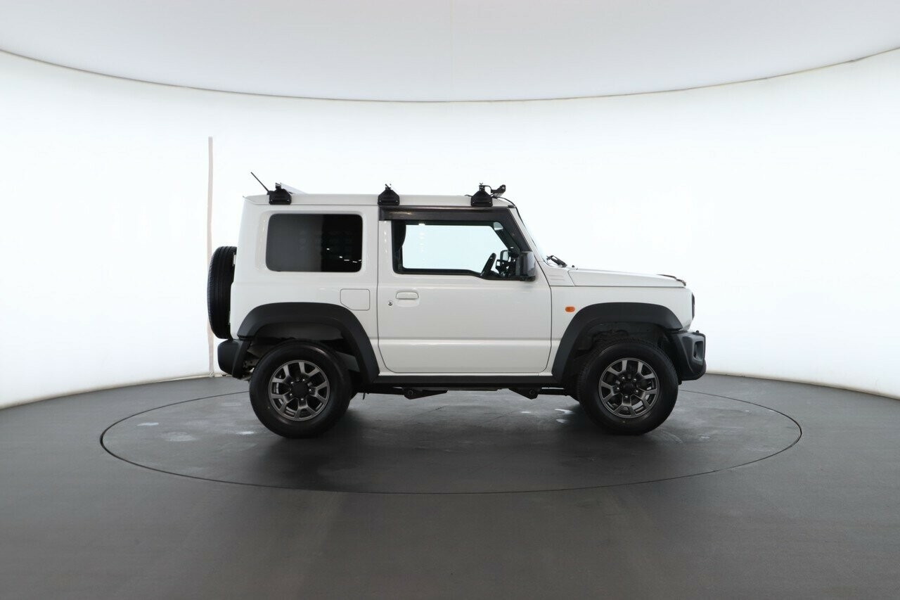 Suzuki Jimny image 3