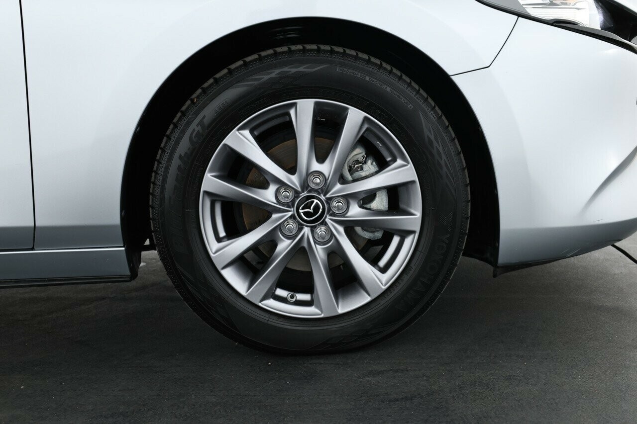 Mazda 3 image 4
