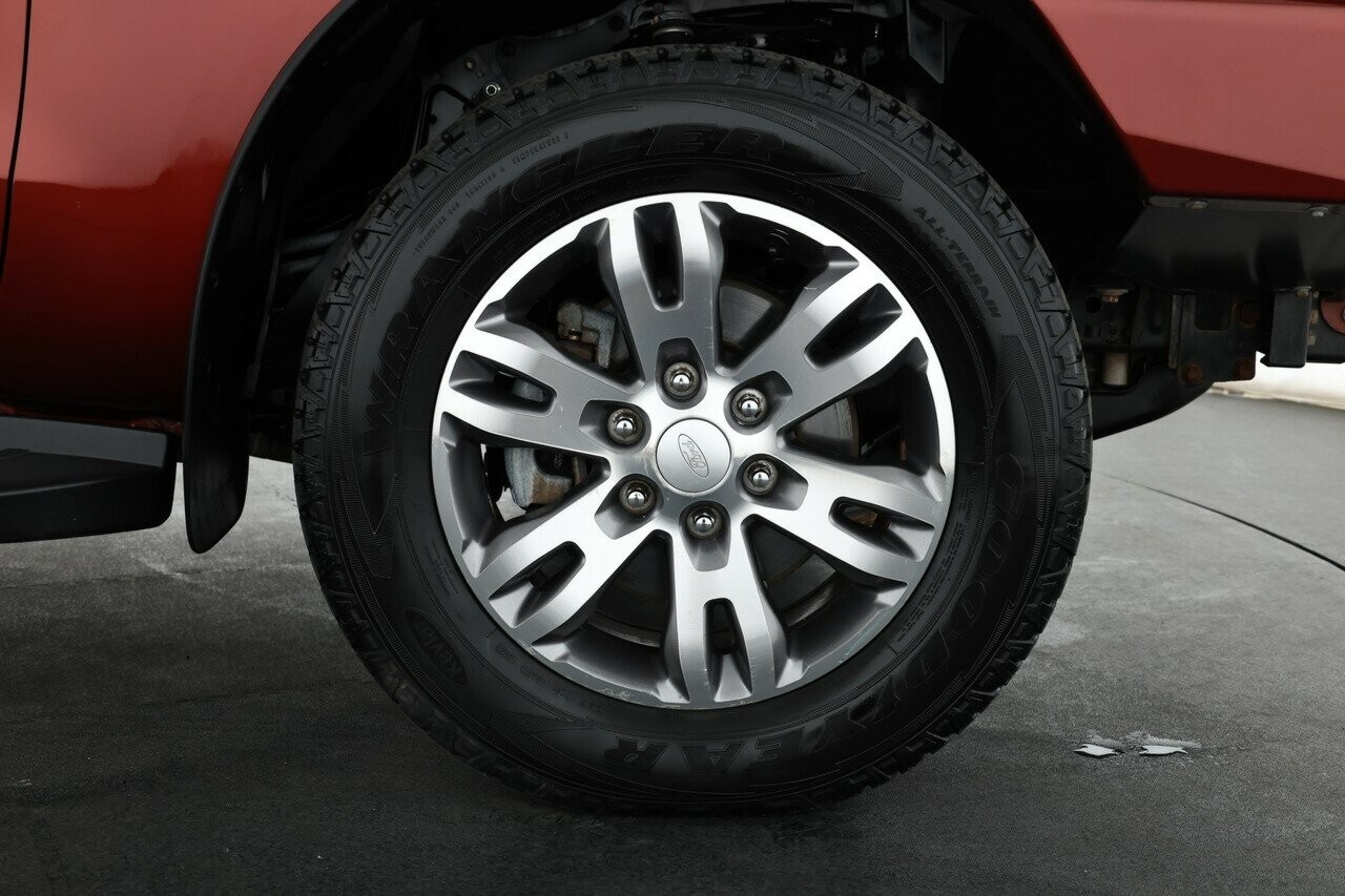 Ford Everest image 4