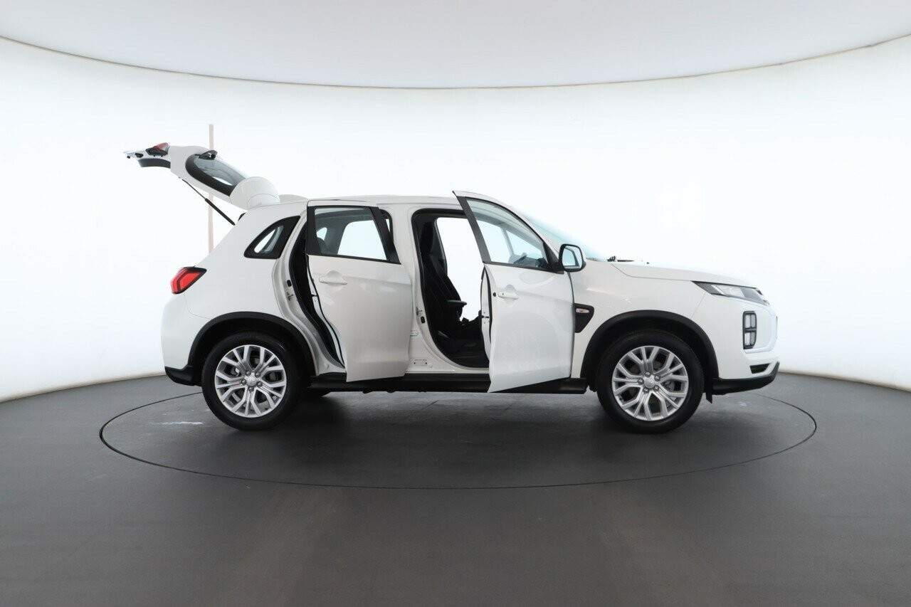 Mitsubishi Asx image 2