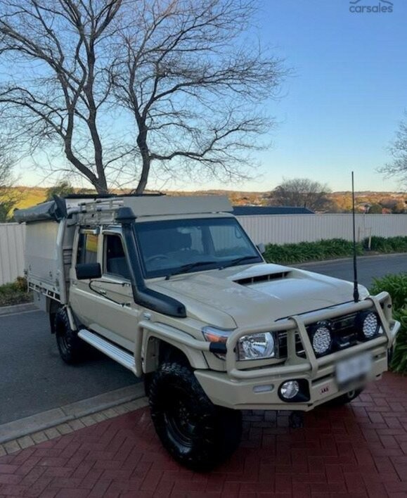 Toyota Landcruiser image 2
