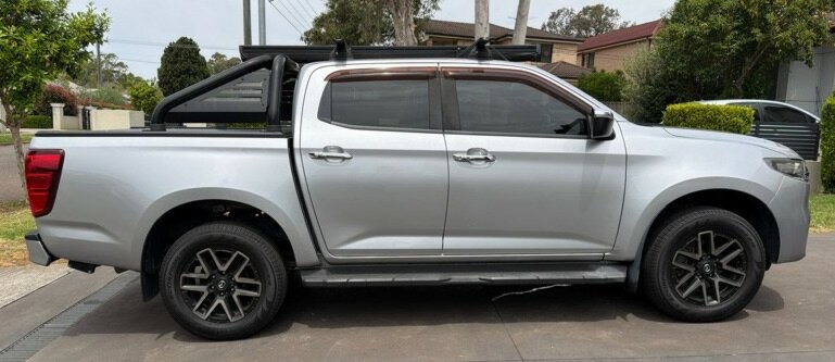 Mazda Bt-50 image 2